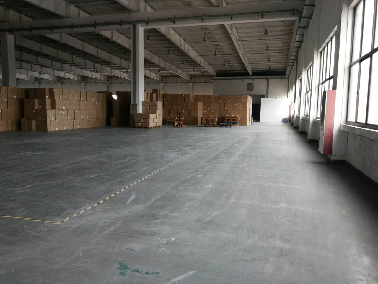 嘉兴小仓库直播发货24小时